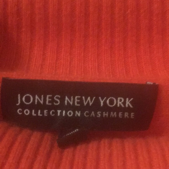 Jones New York Cashmere Sweater - Picture 2 of 4